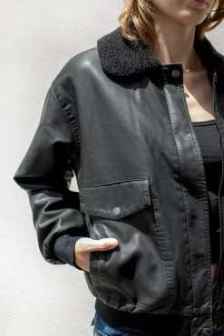 Giacca bomber ecopelle