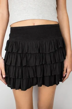 Gonna shorts con balze