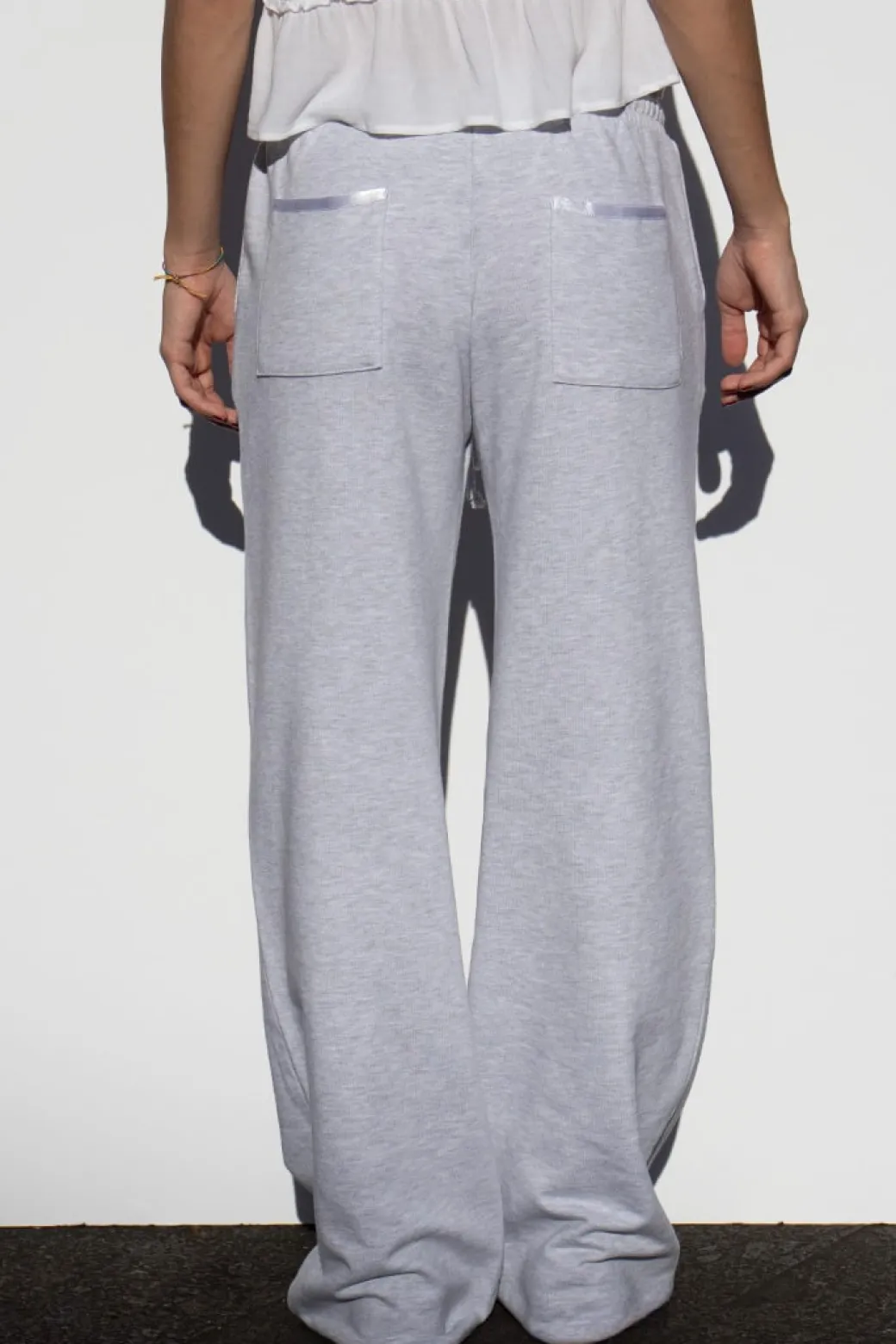 Pantaloni tuta inserti raso