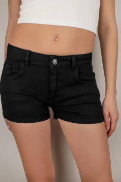 Shorts low waist