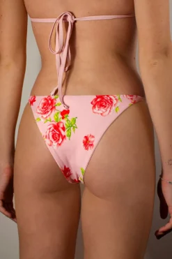 Slip bikini sgambato