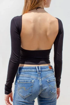 T-shirt scollo a barchetta