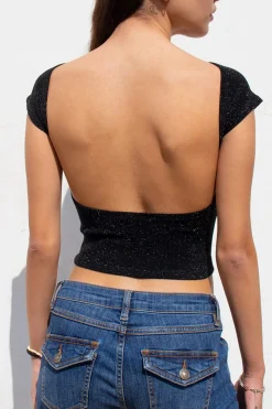 T-shirt scollo a barchetta